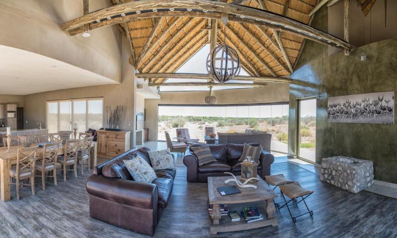 Naankuse Lodge Windhoek Eksteriør bilde