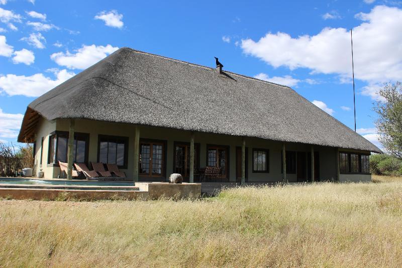 Naankuse Lodge Windhoek Eksteriør bilde