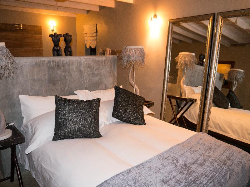 Naankuse Lodge Windhoek Eksteriør bilde