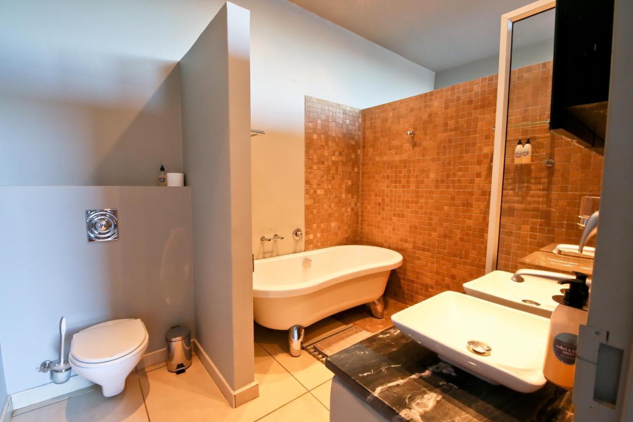 Naankuse Lodge Windhoek Eksteriør bilde