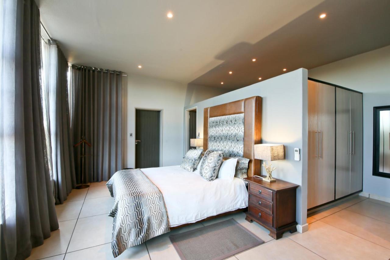 Naankuse Lodge Windhoek Eksteriør bilde